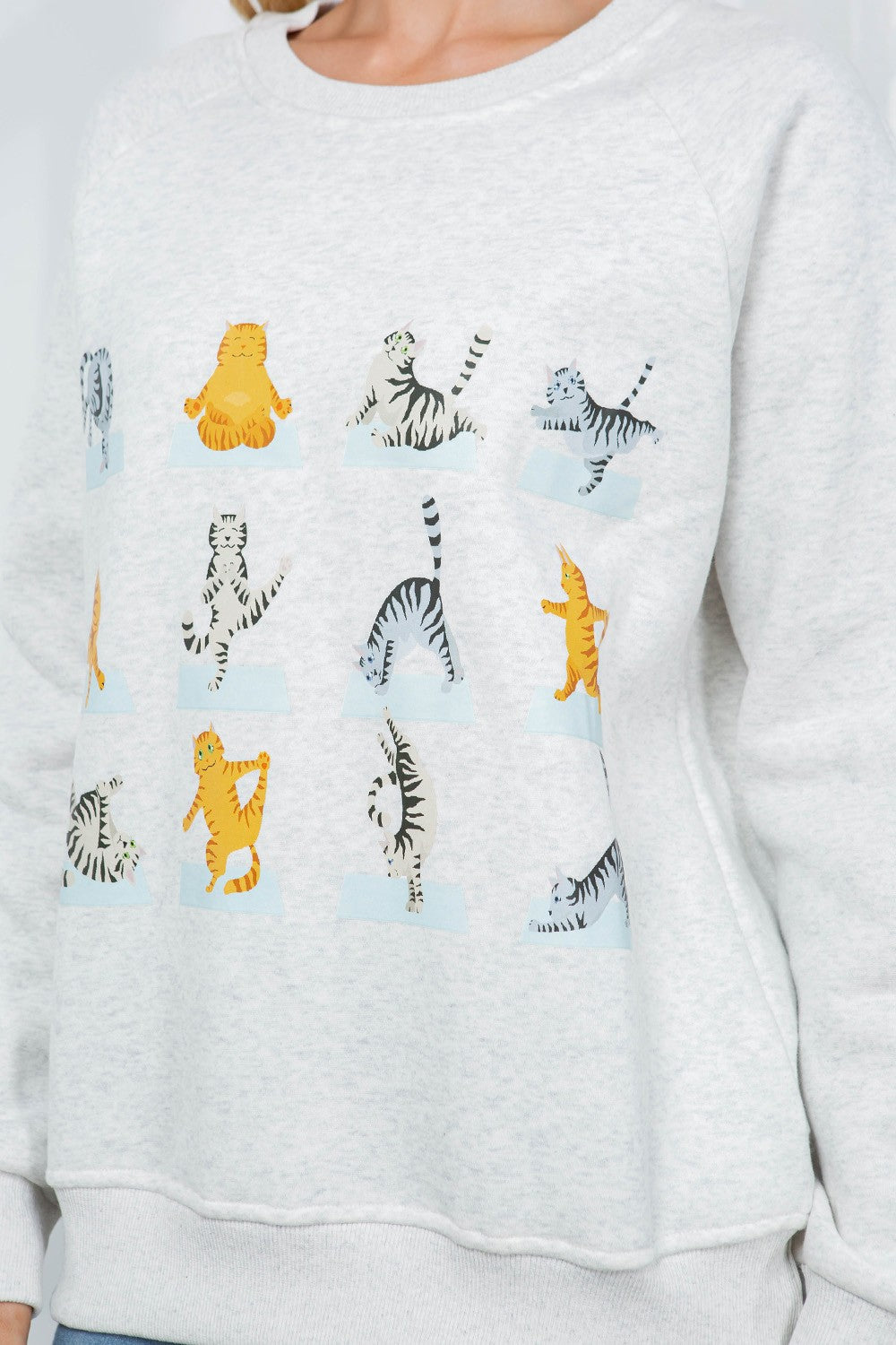 Premium Yoga Cat Fleece Sweatshirt