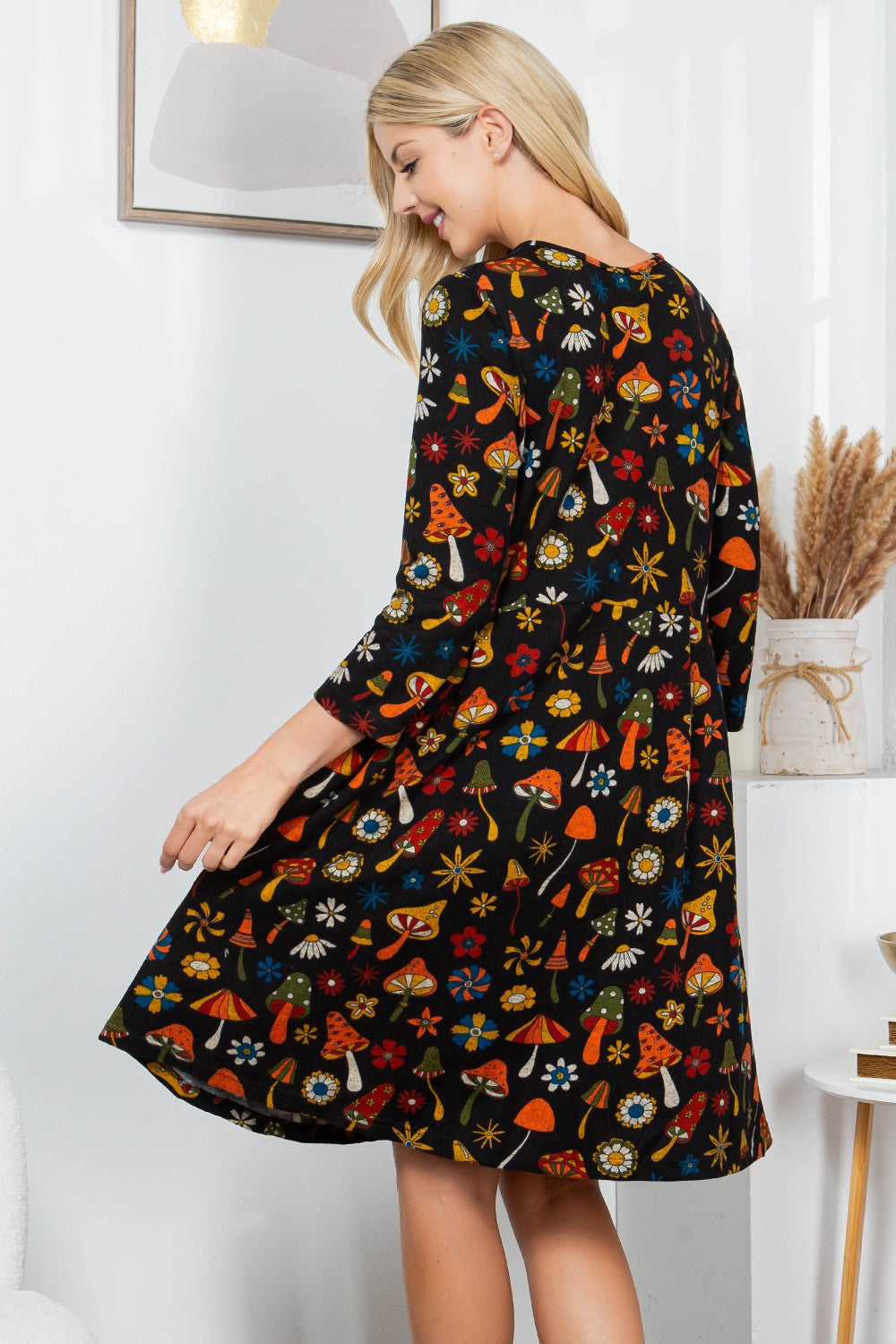 Ultimate Retro Mushroom Print Sweater Dress - Black