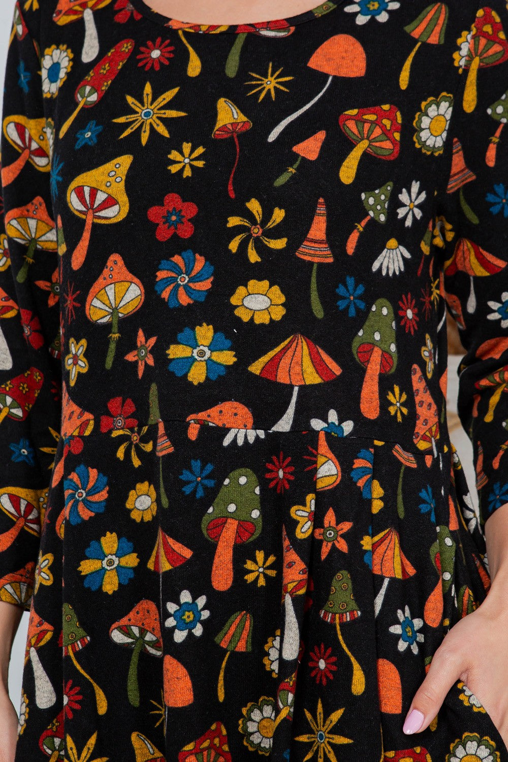 Ultimate Retro Mushroom Print Sweater Dress - Black